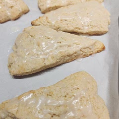 I think there's a miss typed on the lemon juice. I mixed it along with the vanilla extract and milk