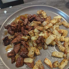 Used Italian seasoning instead of the fresh herbs. Needed more flavor to the steak, will marinade it next time