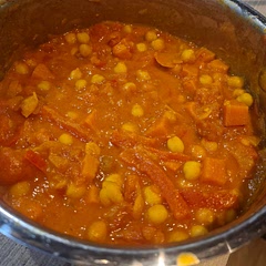 Added chilli flakes instead of green chilli & didn't have minced ginger. Still banging though! Great taste & spice. Bit fiddly with ingredients but worth it. Quick curry. 