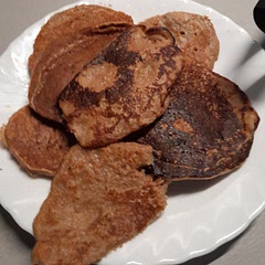 It was not good. The pancakes were bittter and bland. The bananas added a little bit of sweetness but not enough. I would recommend this if you were on a diet.