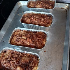 I made 4 small loaves (1 batch), turned out great 