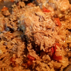 This recipe was really good. I used lots of garlic,  lots of onion, and 1 red pepper.I highly recommend this recipe 😋