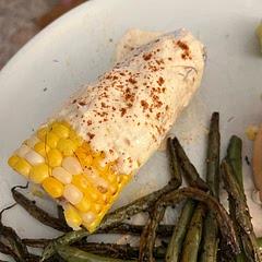 Mi primera vez haciendo elote. Had to use Parmesan cause I didn’t have cotija. Haven’t grilled corn in quite a while so gotta perfect that technique a bit. Can’t say it was as good as I remember it in Mexico but it was still fun to try making.