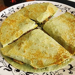I used a spinach herb tortilla. No milk or butter. Used turkey bacon. Added spinach with the peppers. 