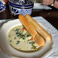 Delicious! Added breadsticks from Olive Garden and it tastes like your eating there but better ❤️