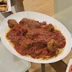 Delicious meatballs. I used half lean ground beef, half lean ground pork.