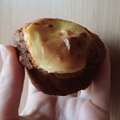 Absolutely delicious - I wanted to eat them all at once

I did burn them just a little.. but they were still amazing

Next time, I'll probably swirl the cream cheese in a bit when its on top, but thats just personal preference.