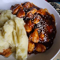 I didn't have the cooking pot required so cooked this on the hob and it still tasted amazing! 