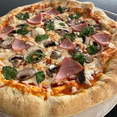 Followed the recipe exactly and just made mine a stuffed crust by putting string cheese in the crust before folding over. I seasoned the dough with garlic powder, basil, oregano and Italian seasoning and it’s so flavorful. I’ve never made a pizza dough before but this is super straightforward and easy!