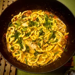 I used a Home made Bucatini and sliced the chicken. It was delicious!
Thanks