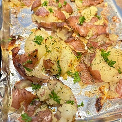 The best smashed potato recipe ever!! I wanted a side dish to go with some baked chicken and corn on the cob. These 
were a HIT!! Topped with homemade ranch dressing. AmaZinG!!!