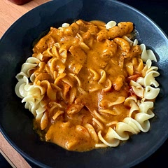 Added marinated chicken was delicious 