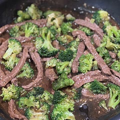 Easy to make but was a little bland. I increased sauce because of other reviews and found the sauce amount good, but the flavor was a little bland. I added more soy sauce to my plate.