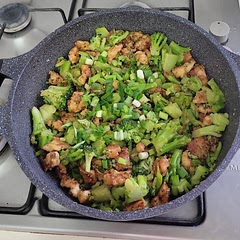 This is a [good] restaurant-level dish! Felt like a chef, accomplishing such tastes! Canonical.