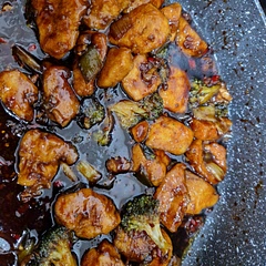 Added broccoli and chilli and served with rice. Nicer than ordering a takeaway 