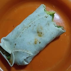 Wow mine was a wrap, I could close it like a burrito lol..it was soooo good 