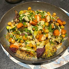 Very easy and quick. Used a packet of quinoa for speed. Veggies needed less time than stated!