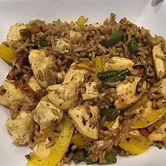 Nice simple recipe, tasted great! Only thing I wasn't sure about was only cooking the chicken for 3 minutes. I browned mine off for a few minutes first before putting it to one side and cooking the veg.