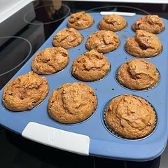 I added dried cranberries. The 5 min at high heat made a big difference in the tops as well as the sprinkle of sugar.