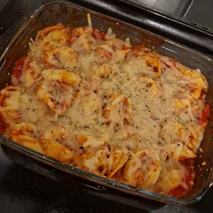 added some crushed garlic to the sauce and some pepper and Italian seasonings and it turned out amazing! will definitely make again