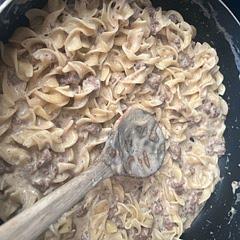 Used 1 bag of egg noodles, 2 cans of cream of mushroom, 1 pack of beef, 1 small tub of sour cream and a splash of milk and my own seasonings. Turned out so good