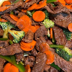 I used sirloin steak and added broccoli, carrots, and green pepper. Will make again!