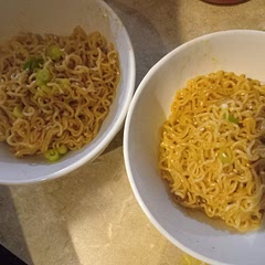 Tastes alright.
We suggest gochuchang instead