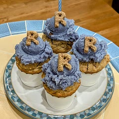 Makes too much & Rosie doesn't like it. Would try the peanut butter one next time. Lupe liked it though... 🤷🏼‍♀️