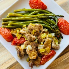 Roasted Lion’s Mane Mushroom  🍄‍🟫 
https://smartyplantsrecipes.com/roasted-lions-mane-mushroom/

