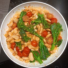 Enjoyed this. With tweaks. .. :). 
Used a mix of cannellini and butter beans, added some tenderstem broccoli for a bit more greenery [and as I had some that needed using up]. Used more water than recipe calls for - to keep it moist [although it doesn't look too moist in my photo!] and only added the cheese on top after I'd plated it up which was fine for me.  No Aleppo so mixed up some chilli powder, cumin and smoked paprika. Seemed to do the job as it was tasty.   Had with oven warmed multigrain sourdough baguette. 