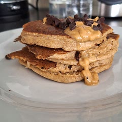 Truly delicious. Added chocolate chips and peanut butter as toppings. Could add protein powder to the recipie to make it healthier. 
