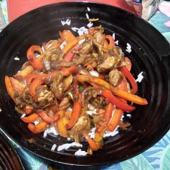 Excellent meal! I used only have the sugar, but the sauce turned out just right. I used beef steak cut in small cubes and fried it very briefly so that it would remain juicy. The bell peppers needed about 10 minutes to become tender.