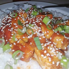 Loved it, it made a couple of portions. Careful this is quite hot, even though I put only 50g of gochujang 🌶️ I may try with some green next time like spinach or Chinese cabbage