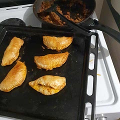 Absolutely delicious, a hit in my house. Used puff pastry as that’s what I had, came out perfect. 10/10, will definitely make again