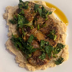 The cauliflower and chimichurri were super tasty and really easy to make but the bean purée was kind of eh to me; that being said, my partner loved it, so 🤷‍♀️!