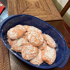I might’ve done something wrong. The batter was like a chewing gum. It was very hard to turn into a ball. They seem to come out good. Taste like a cake.