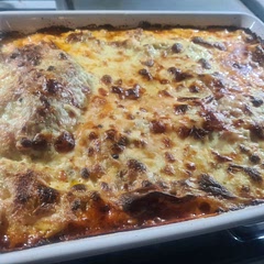 Missed out pork mince as would have been too much meat. Added some english mustard and elmlea to add to taste of white sauce. 