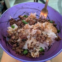 Was easy to make and turned out really good. I added a bit more soy sauce but I just like soy sauce 