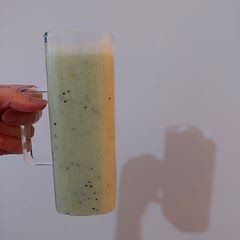 I thought that milk and kiwi would not be a good mixture, which is why I used almost-coconut milk.
I give 3.5 out of 5 to the taste.
But it's very beneficial for the digestive system if someone has a lazy one.