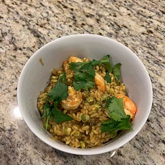 How to Store and Reheat Risotto:
To Store: Keep any leftover Risotto in an air tight container in the fridge for up to 3 days.

To Reheat: Place the leftovers into a pan and add a bit of vegetable broth. Heat over medium heat until warmed.