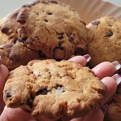 Went easy on the sugar. So crumbly and crisp. Everyone loves them! 