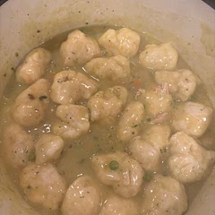 This was SO tasty! Big hit in my family. Will definitely go into rotation. Dumplings came out great as well.