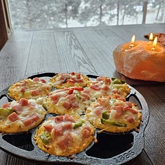 I used a espresso press to make the center and changed out the bacon for ham. 
