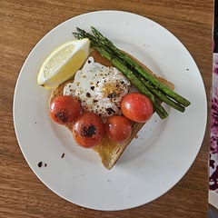 Changed the Brocollini for Asaragus and used 1 slice wholemeal bread.