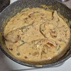Creamy and flavourful! Added a few birdseye chilli for extra spice 😋 Goes great with white rice 