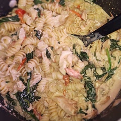 I used cherry tomatoes and Mozerella instead of sun dried tomatoes and Asiago 