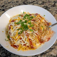 added cheese and ketchup at the end for extra flavor 🐈