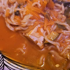 Good, simple and very quick. I added some tomato paste, veg and some rice wine vinegar.