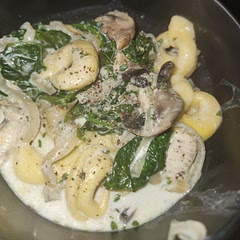Not very rich. Probably should have added a thickner or extra parm to melt in the cream. 
