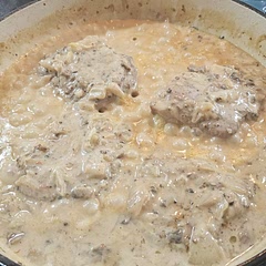 Super quick and easy. We served it with mashed potatoes.